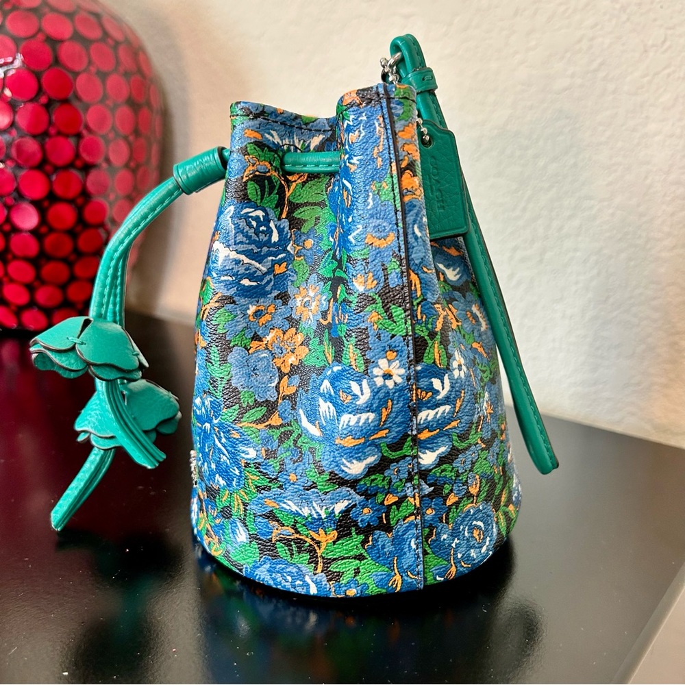 Coach Petal Coated Canvas Bucket Wristlet in Rose Meadow Floral Print - Picture 6 of 17